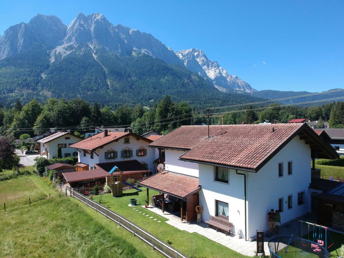 Вилла Ferienhaus Alpenperle Грайнау Экстерьер фото